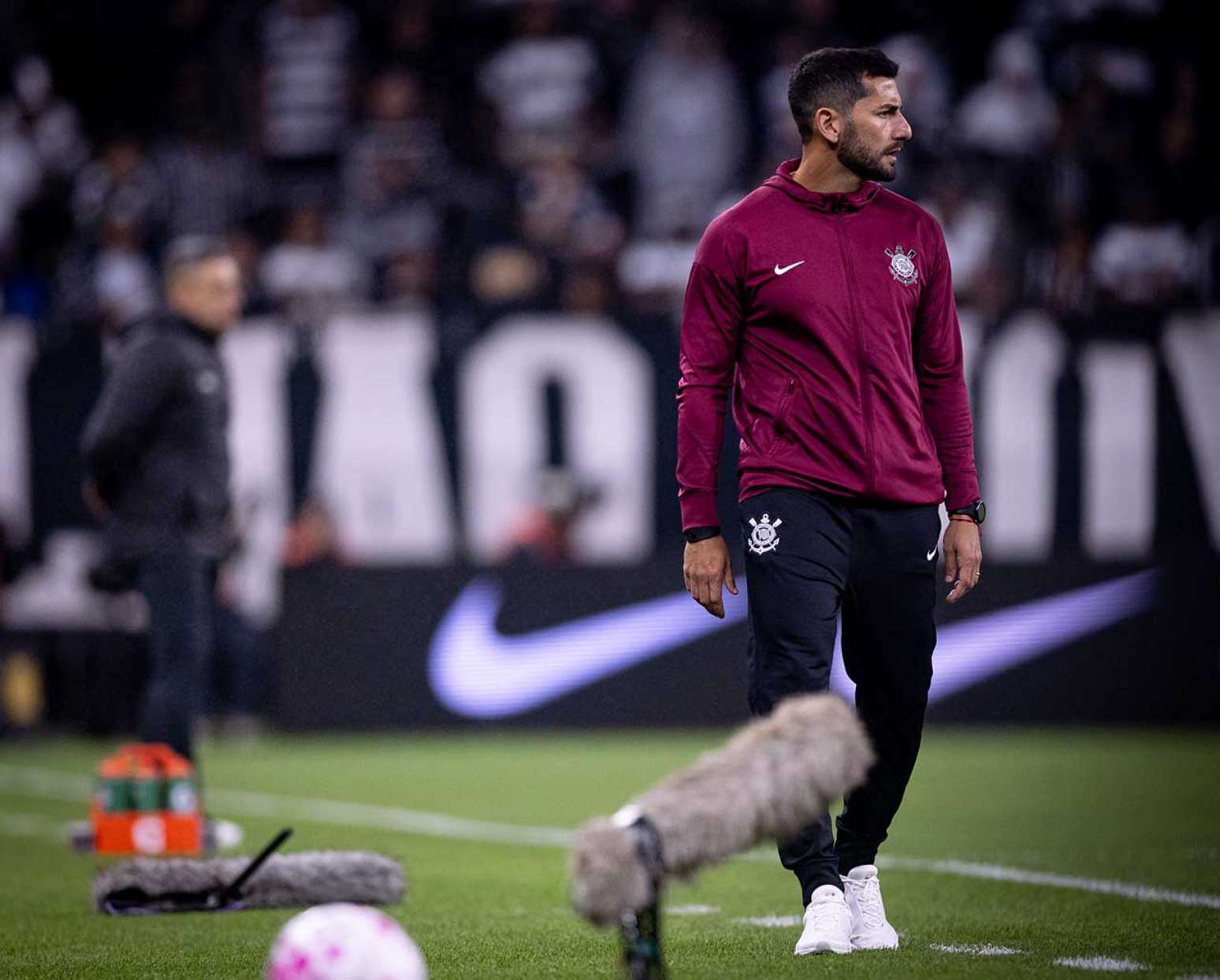 Léo Porto durante o jogo entre Corinthians e Vitória nesta segunda-feira –