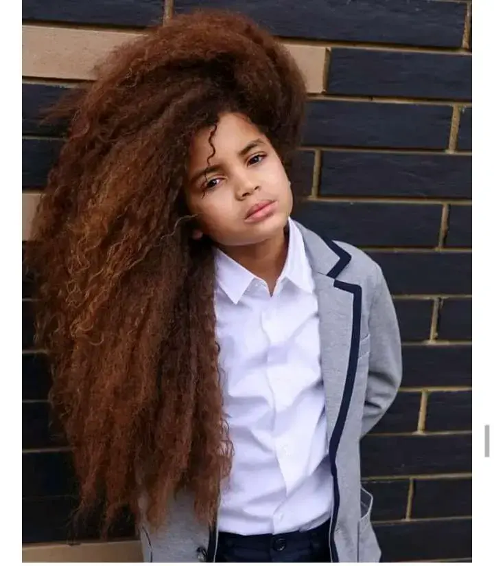 Remember That Rejected Many Schools Curly Hair, Looks (See Photos)