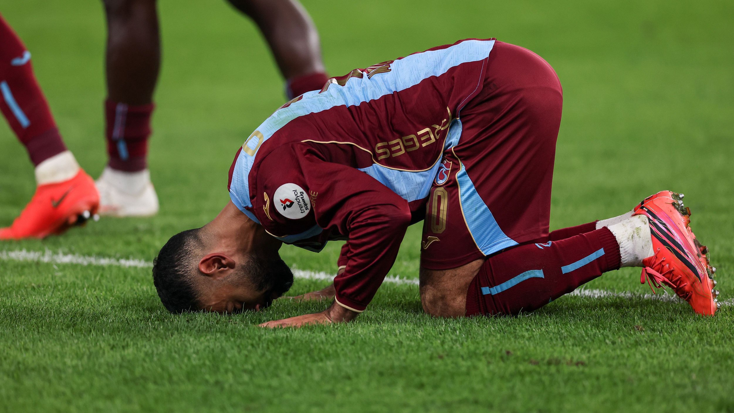 King of the big occasions: Salah's storm uproots Besiktas' dreams