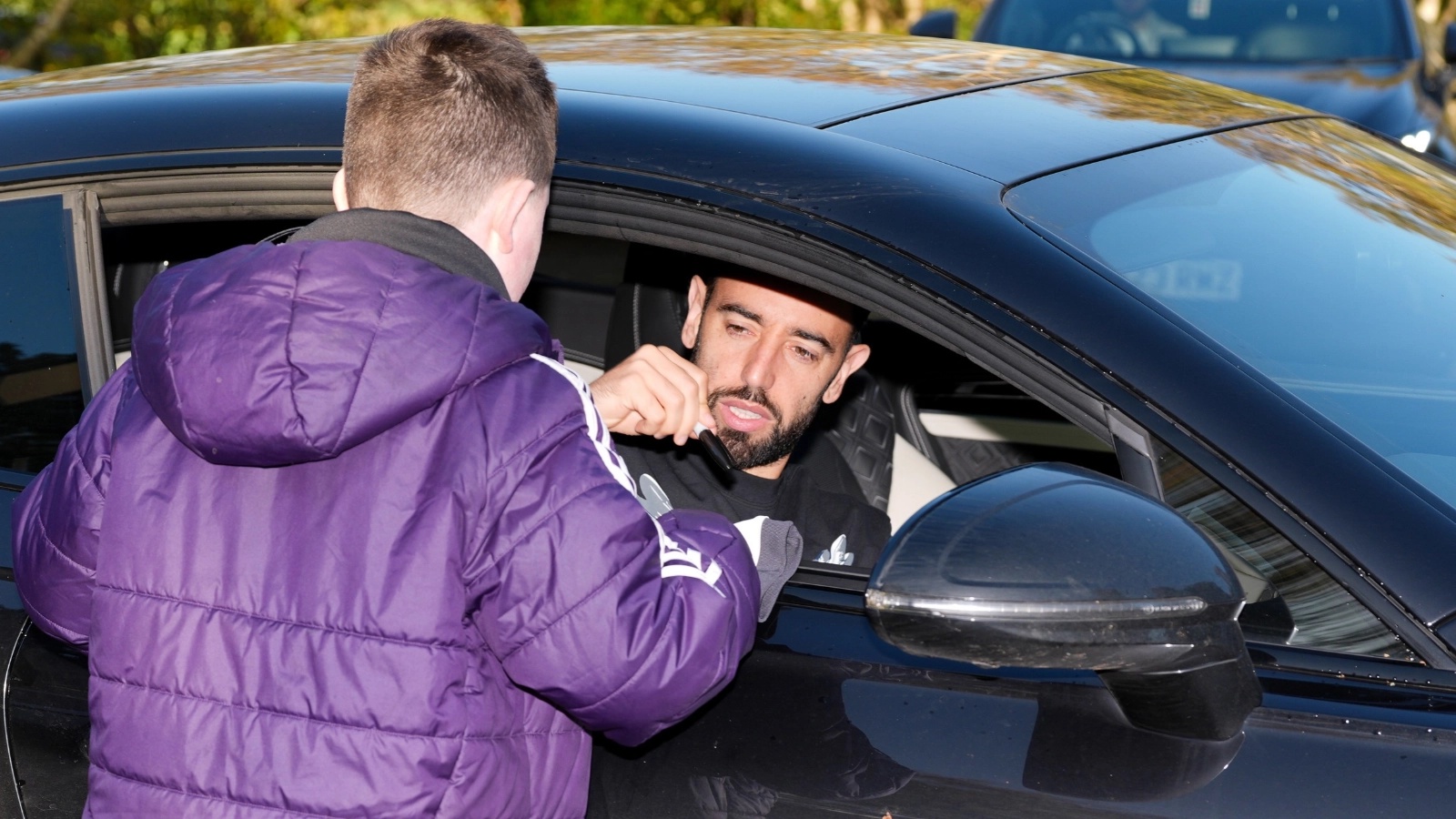Bruno Fernandes changes Man Utd routine in desperate bid to win over fans