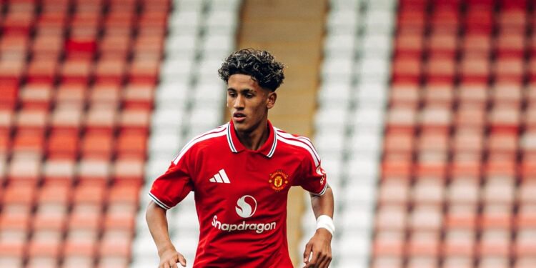 Barcelona Submit €2m Proposal For Man Utd Wonderkid As Real Madrid Prepare Counteroffer