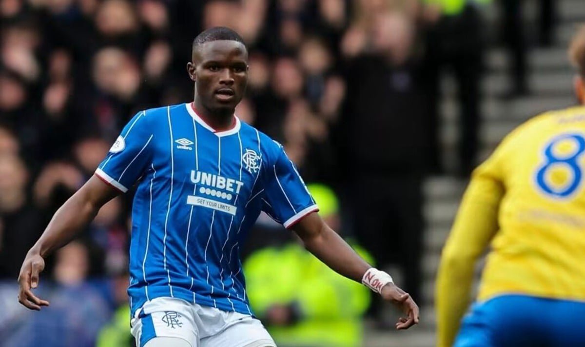 Olwethu Mkhanya in Rangers FC colors