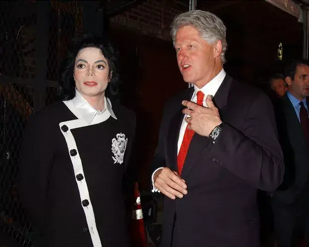Michael Jackson posed for pictures with former President Bill Clinton at star-studded event