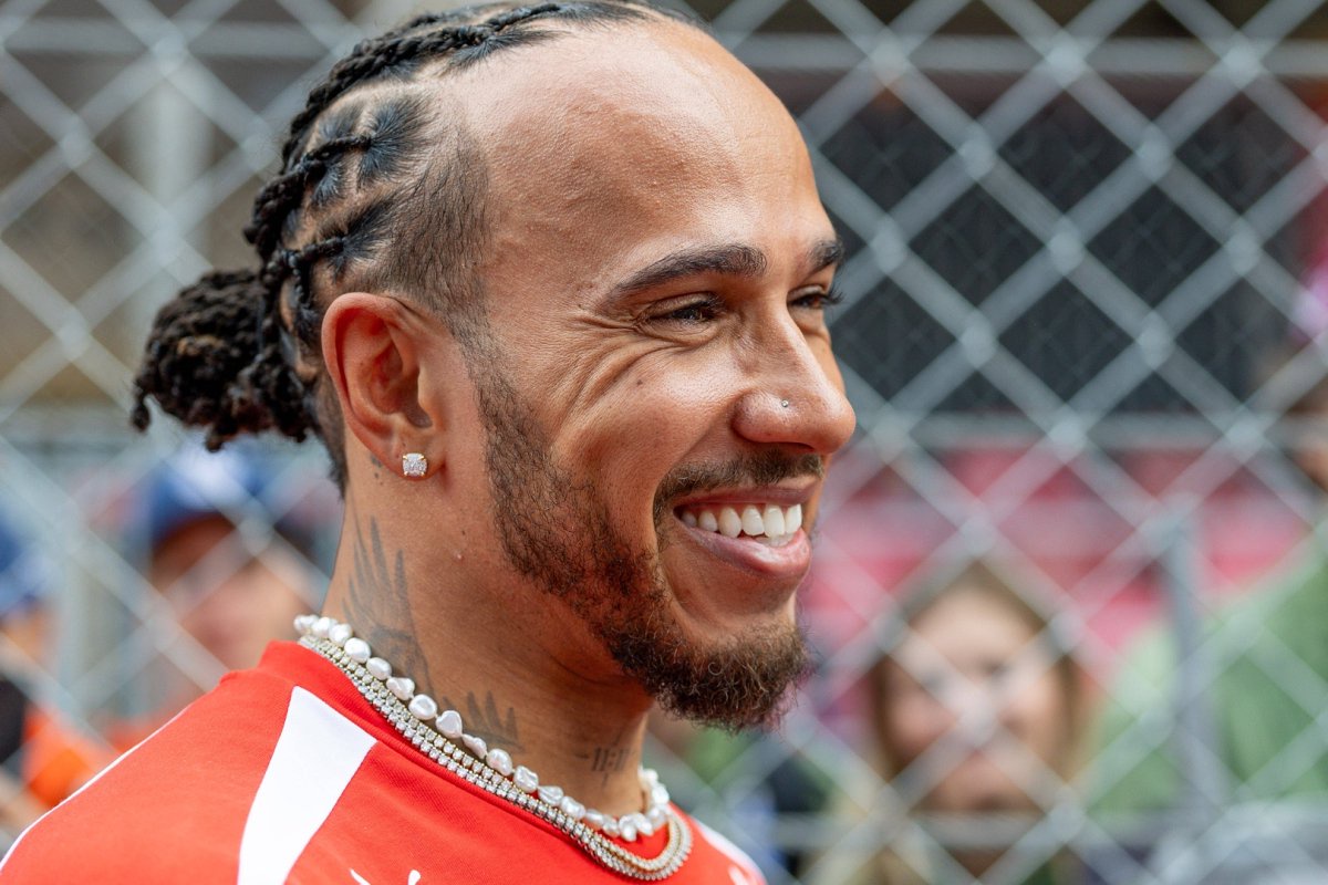 Lewis Hamilton smiling at the 2026 Monaco Grand Prix — Photo: © IMAGO