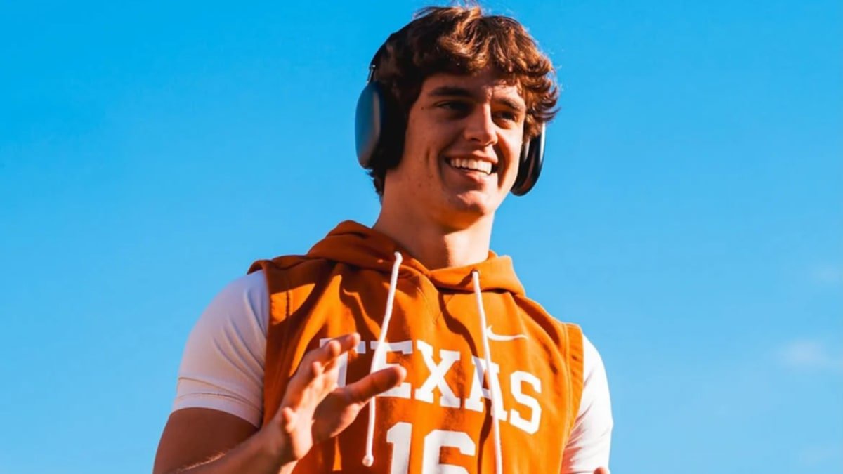 Texas Longhorns QB Arch Manning © (Instagram/@texasfootball)