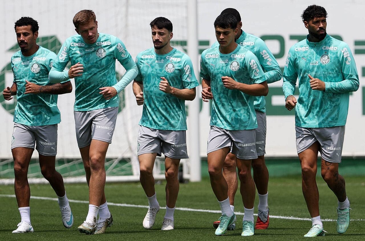 Jogadores do Palmeiras durante treinamento na Academia de Futebol - Foto: Cesar Greco/Palmeiras