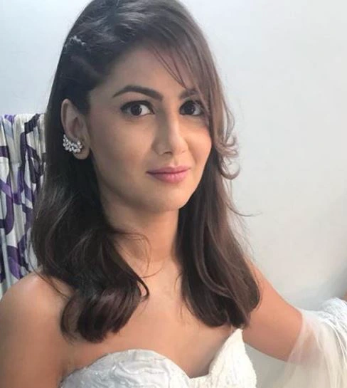 See recent pictures of Kumkum Bagya actress Pragya slaying on social media