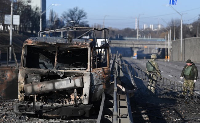 Russia-Ukraine Crisis: Ukraine, Russia Troops Fight On Kyiv Streets On Day  3 Of War