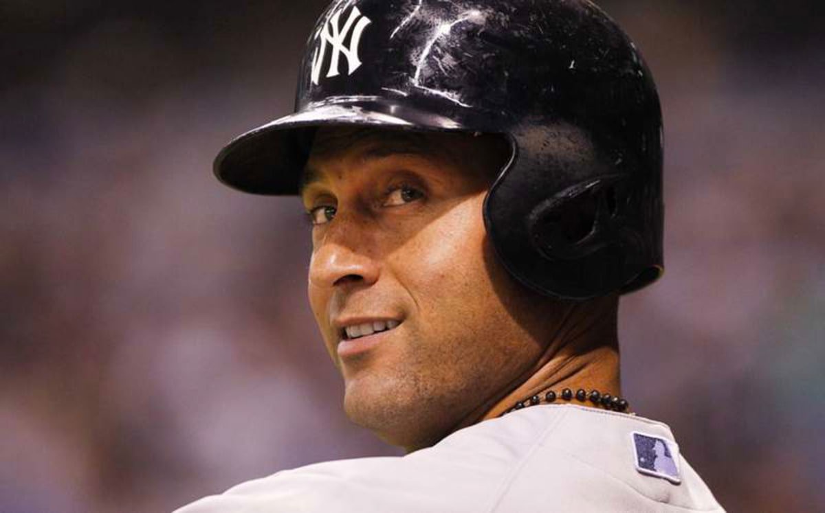 Mark Gonzales colmumn New York Yankees shortstop Derek Jeter before his at bat in the eighth inning against the Tampa Bay Rays at Tropicana Field in St. Petersburg, Fla., on Aug. 15, 2014. Will Vragovic/Tampa Bay Times/TNS St. Petersburg FL USA EDITORIAL USE ONLY Copyright: xx 1547451 WillxVragovicx krtphotoslive880151 ©IMAGO/Newscom World