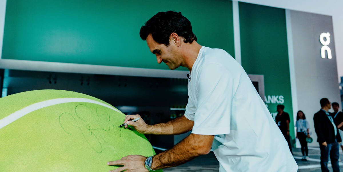 Roger Federer Visits Shenzhen Bay Maritime Stadium