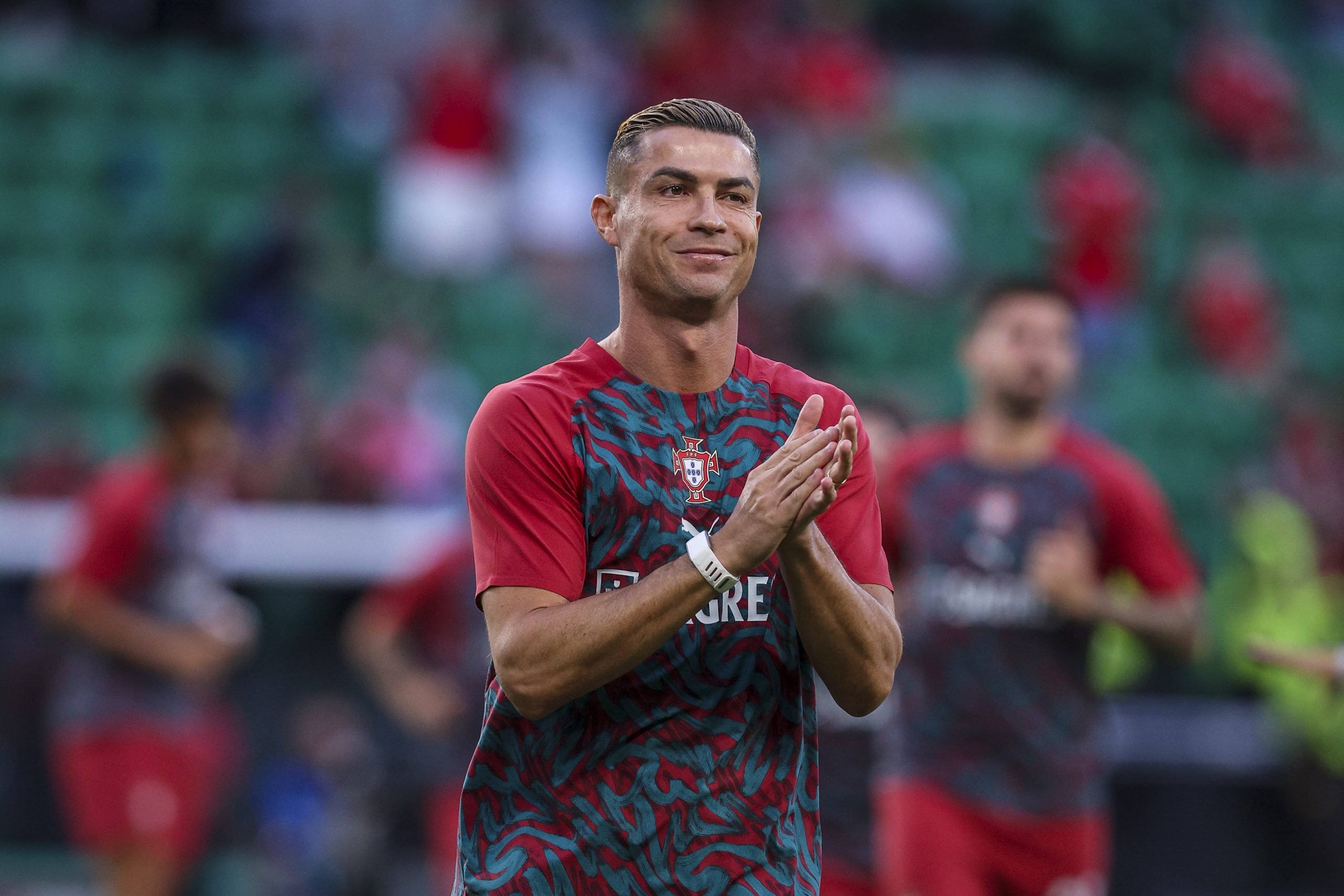 Cristiano Ronaldo durante o aquecimento de Portugal x País de Gales, pela Liga das Nações da UEFA - (Foto: Carlos Rodrigues/Getty Images)