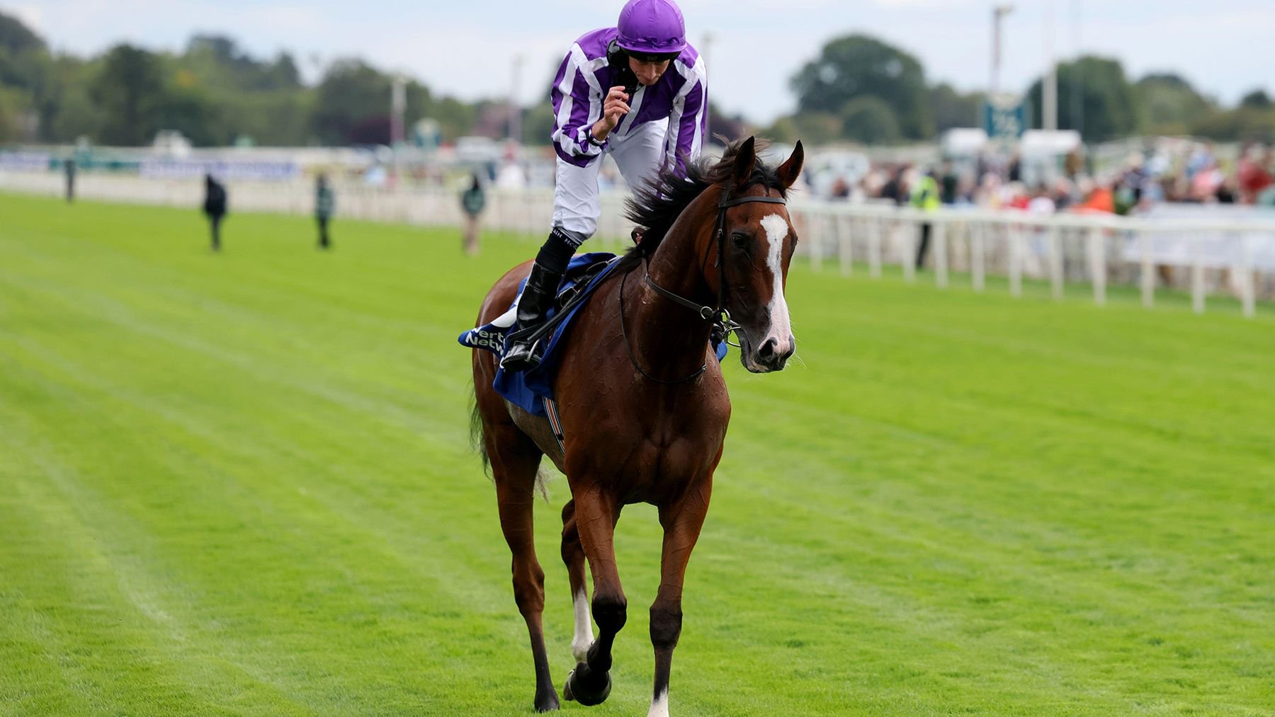 Ryan Moore on Minnie Hauk