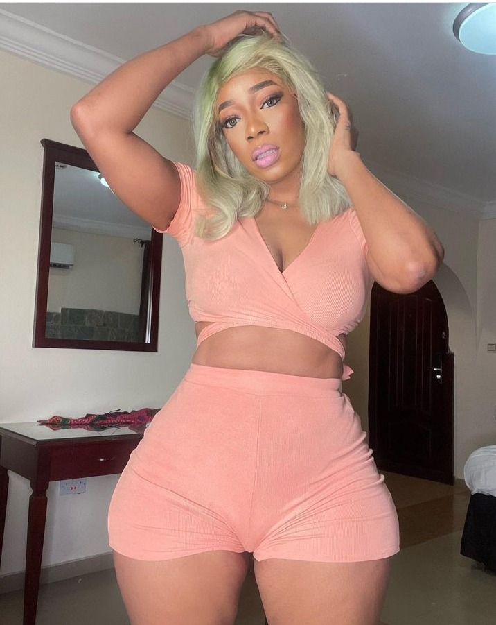 Nigerian On-Air Personality, Destiny Amaka Shares New Eye-Catching Pictures On Instagram