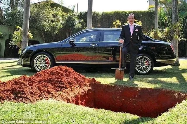 Pictures of Rich people who were buried with their wealth (photos) 4