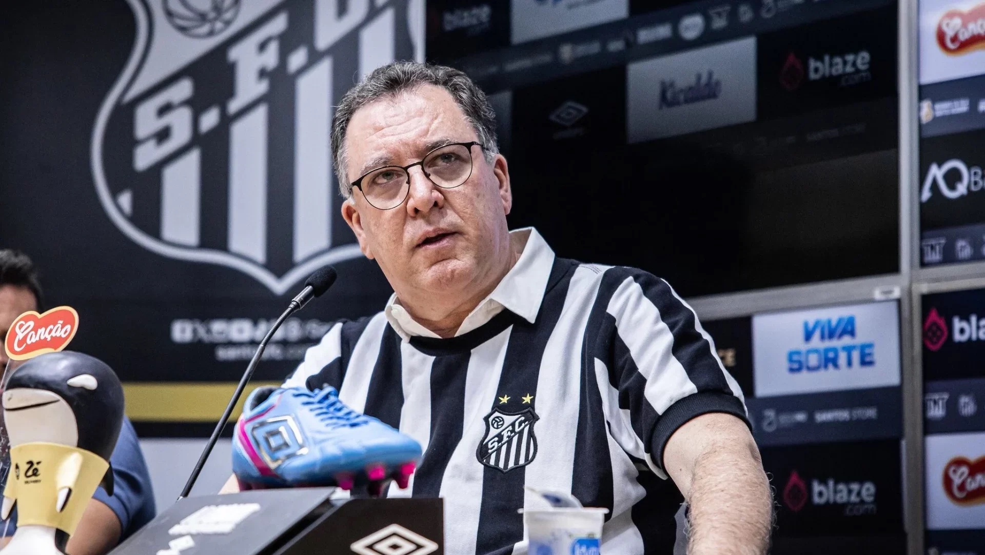 Marcelo Teixeira tem novo problema para resolver no Santos. Foto: Raul Baretta.