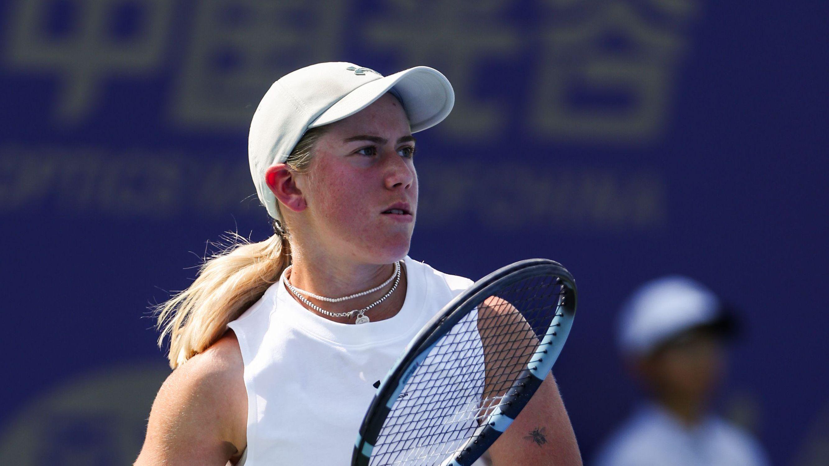 Sonay Kartal lines up a return at the Wuhan Open