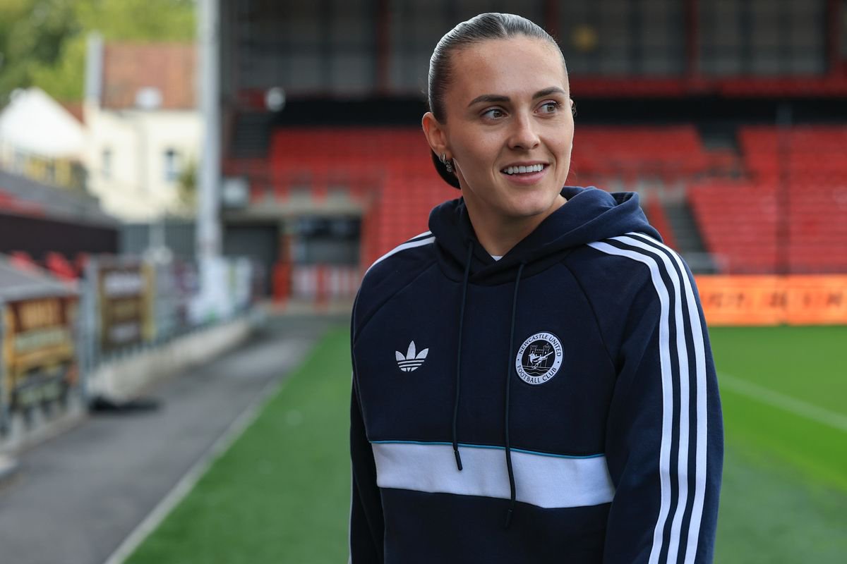 Newcastle United midfielder Katie Bradley