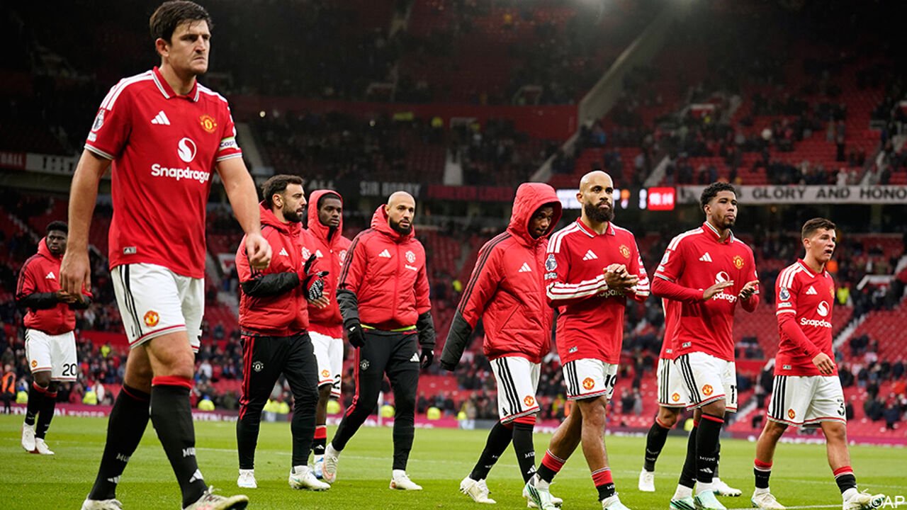 Youri Tielemans faces backlash after Manchester United defeat