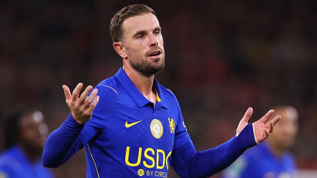 Liverpool fans give brutally honest take on Jordan Henderson boos after controversial Anfield moment
