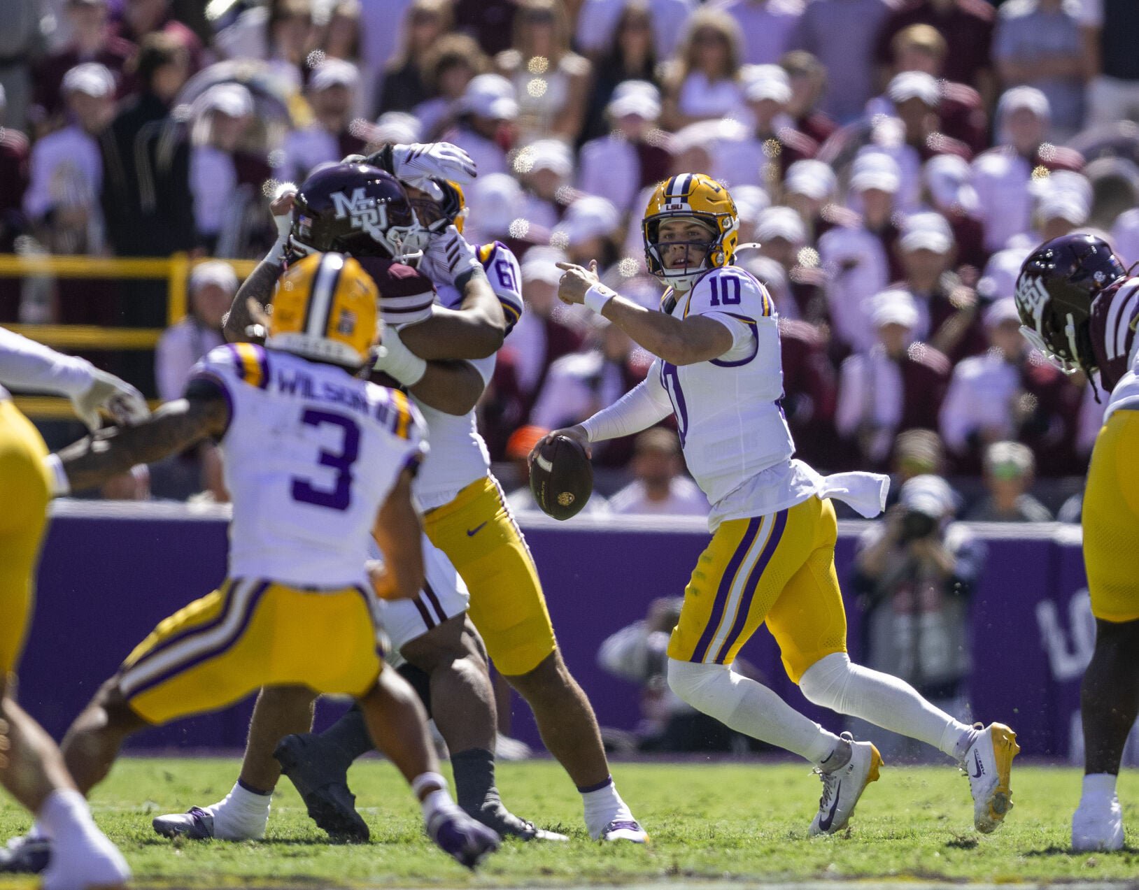 NO.lsumissstate.101826_9524 MJ.JPG
