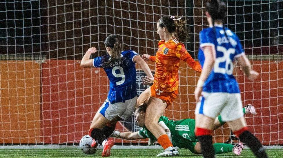 Rangers' Laura Berry scores the equaliser