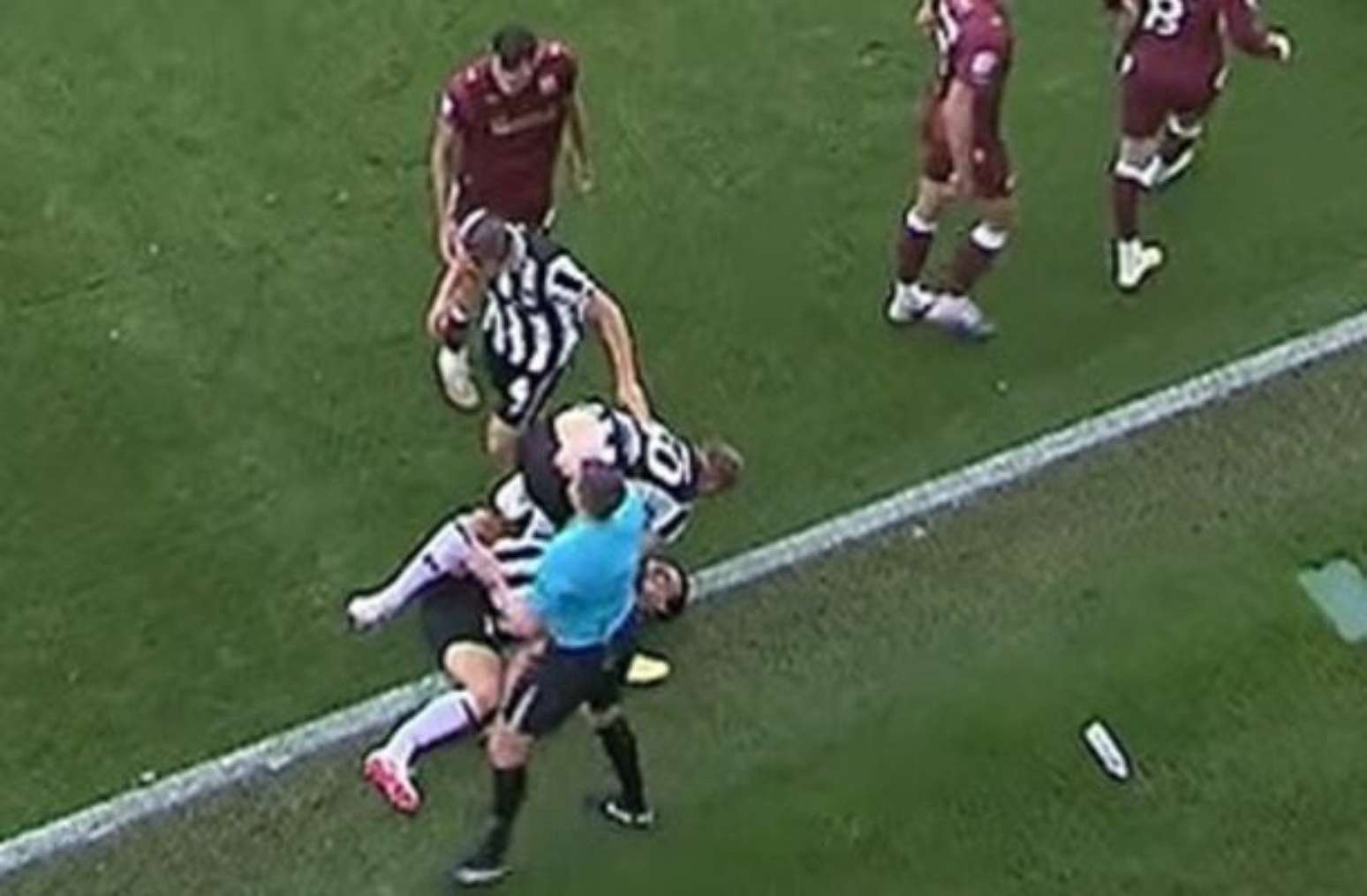 Edon Pruti sofreu dupla fratura na perna depois de uma dividida violenta –