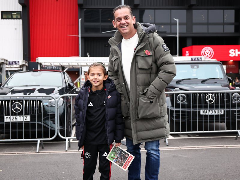 Sheffield United fans pictured showing their support ahead of Derby County clash 