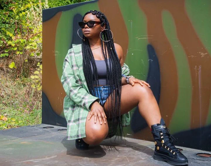 I Take Advice From The Best”—Yemi Alade Says As She Shows Off Her Beauty In New Photos