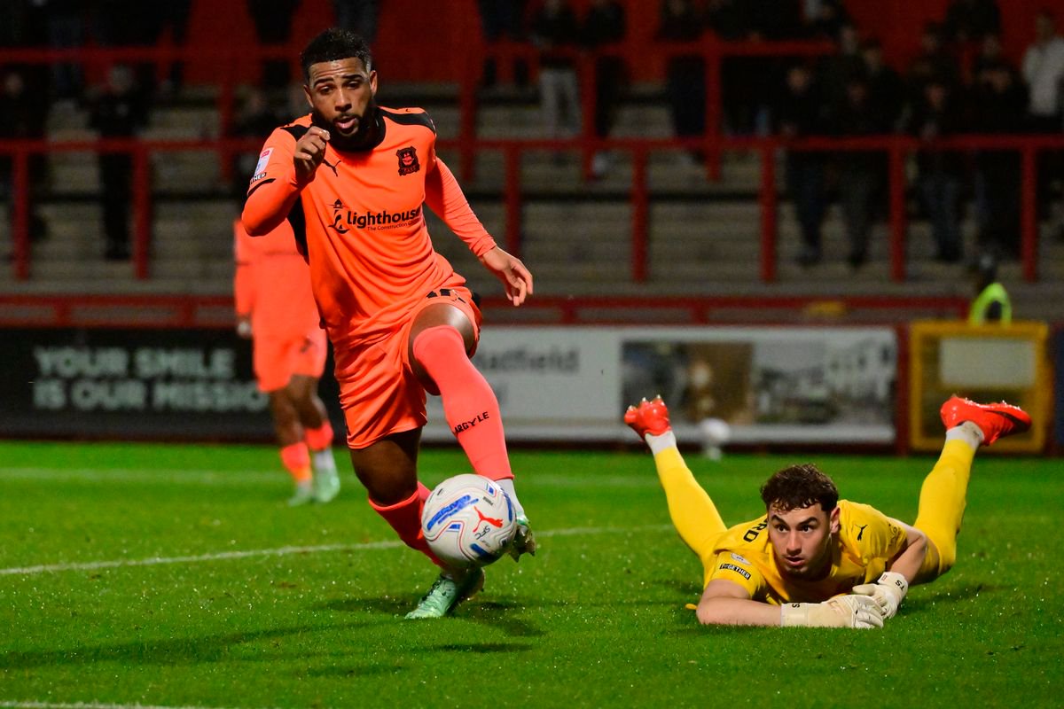 Xavier Amaechi of Plymouth Argyle during the Sky Bet League 1 match between Stevenage and Plymouth Argyle at SPORTA Arena, Stevenage on 20 October 2026 (Photo: Alan Stanford/PPAUK)