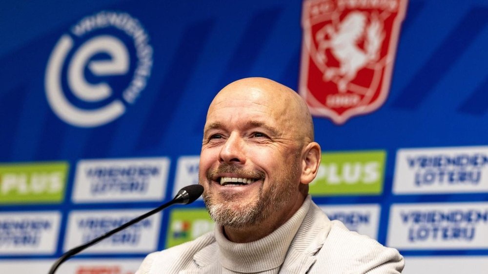 Ten Hag revient sur les raisons qui le poussaient à vouloir attirer De Jong à Man Utd. EFE