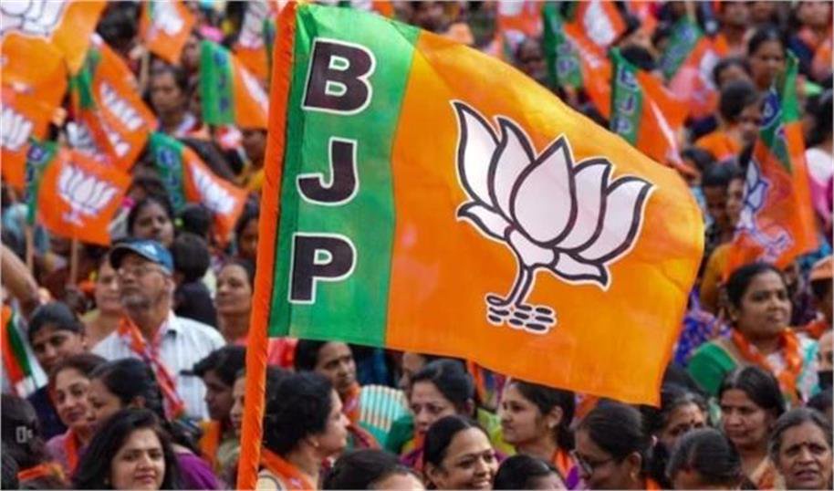 bjp gives key roles to former congress leaders in mp