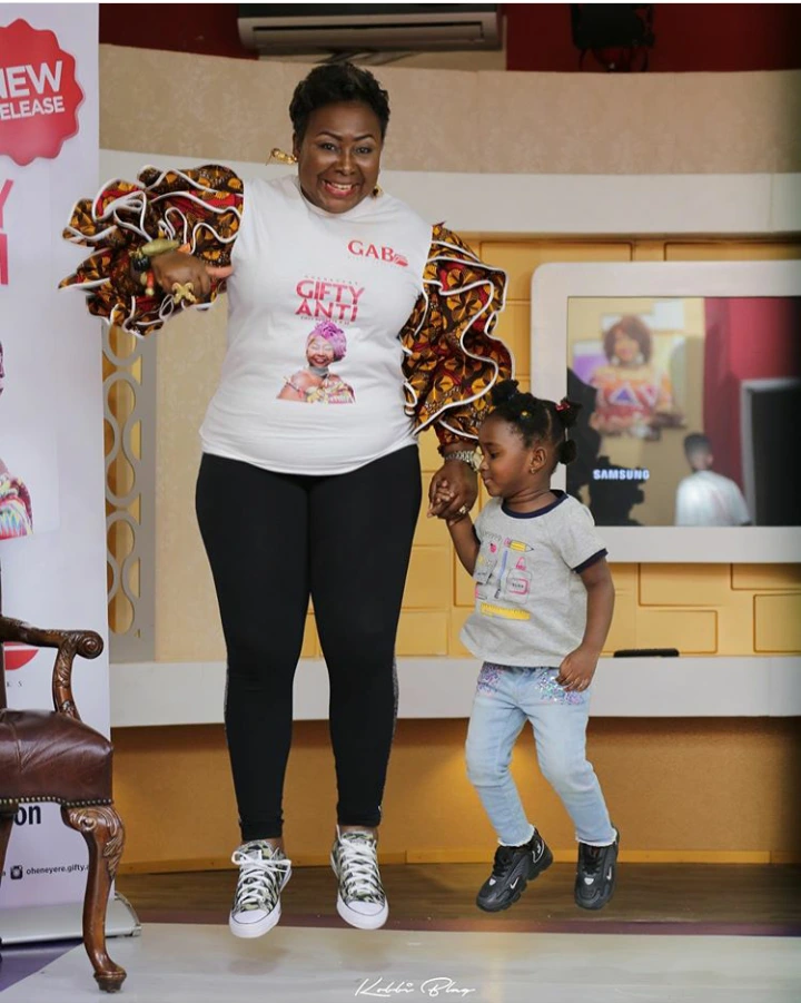 Beautiful pictures of Gifty Anti and her daughter surfaces online.