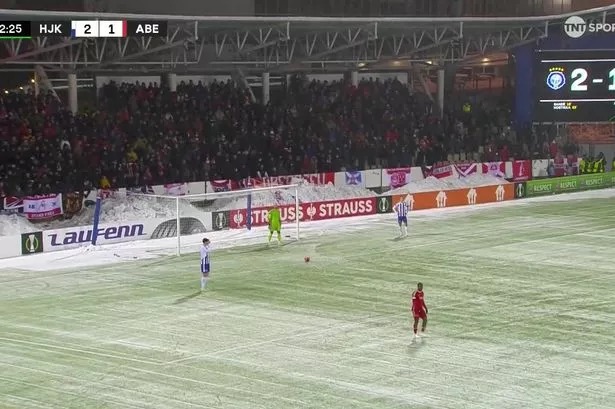 The Conference League clash between HJK Helsinki and Aberdeen was held up after snowballs were pelted from the away end