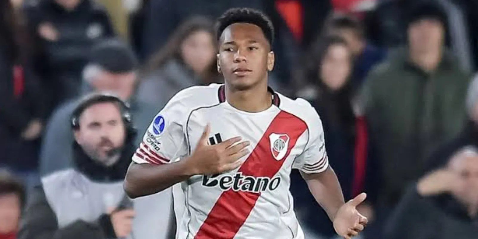Jonathan Spiff scores in River Plate reserves draw with Vélez