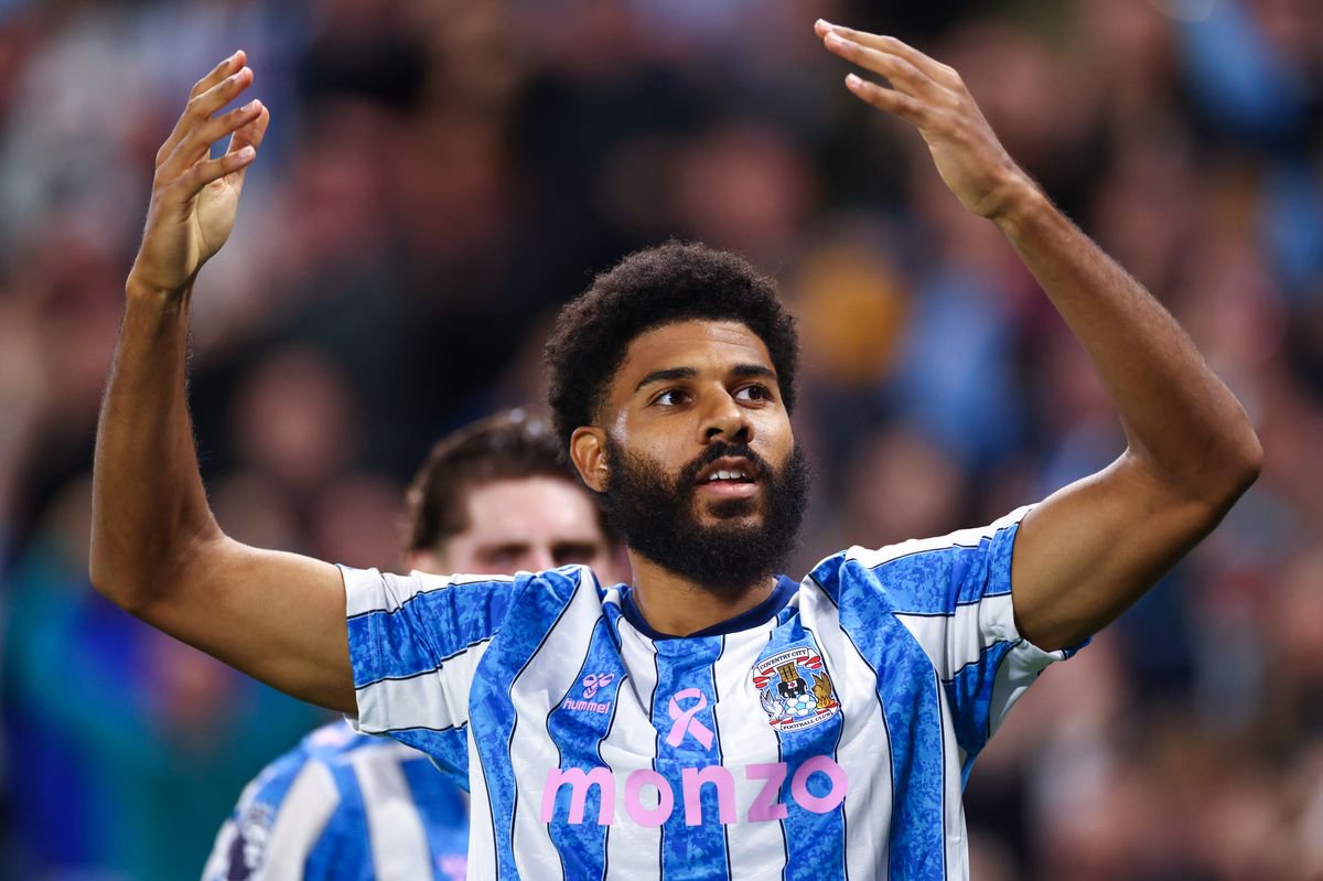 COVENTRY, ENGLAND - OCTOBER 12: Ellis Simms of Coventry City celebrates scoring their third goal during the Premier League 2026/27 match between Coventry City and Newcastle United at The Coventry Building Society Arena on October 12, 2026 in Coventry, England. (Photo by Marc Atkins/Getty Images)