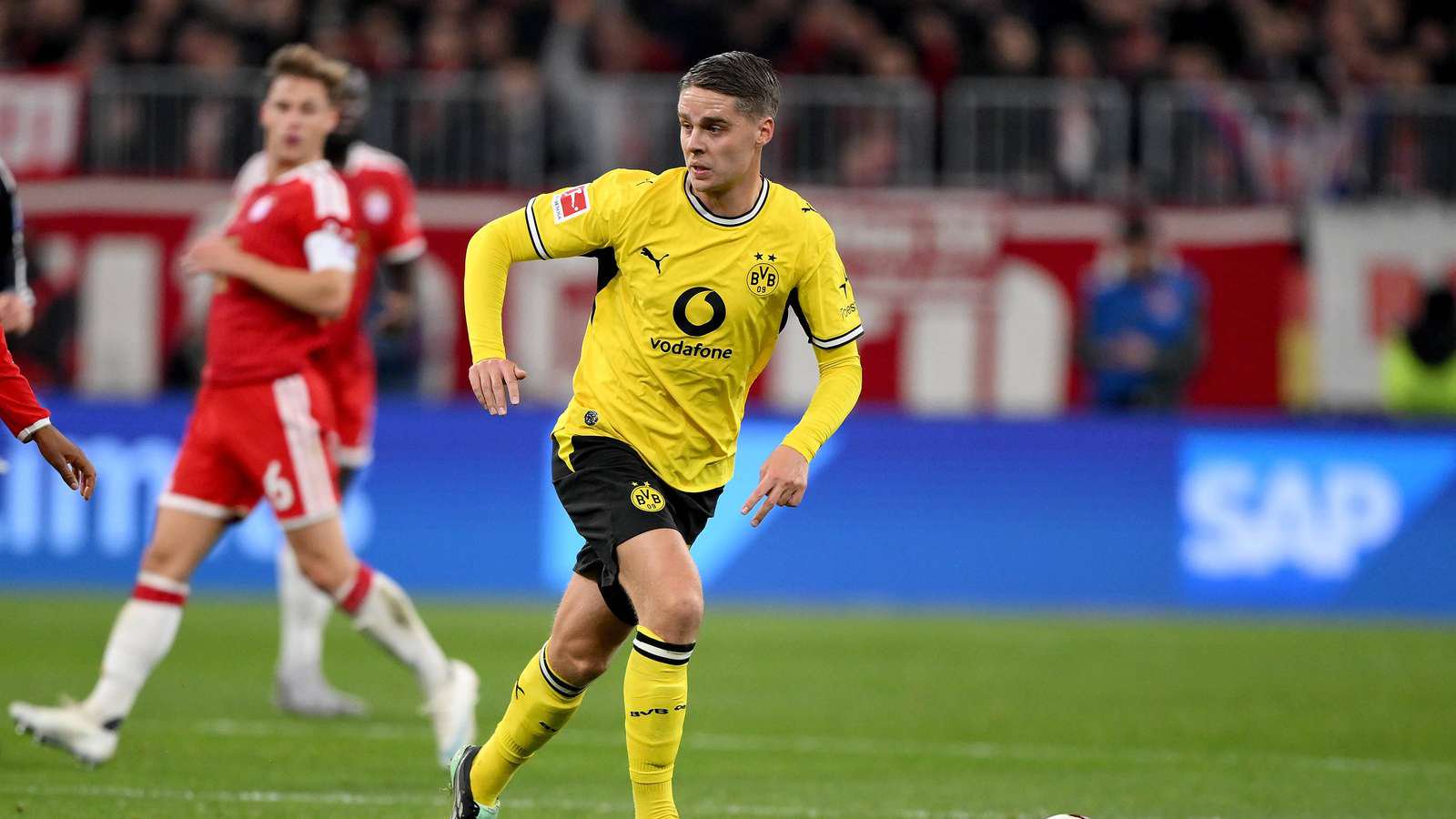 FC Bayern Muenchen - Borussia Dortmund, BVB, Joey Veerman