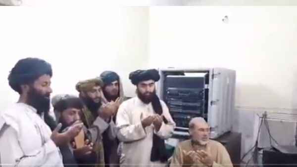 रेडियो स्टेशन पर तालिबान का कब्जा