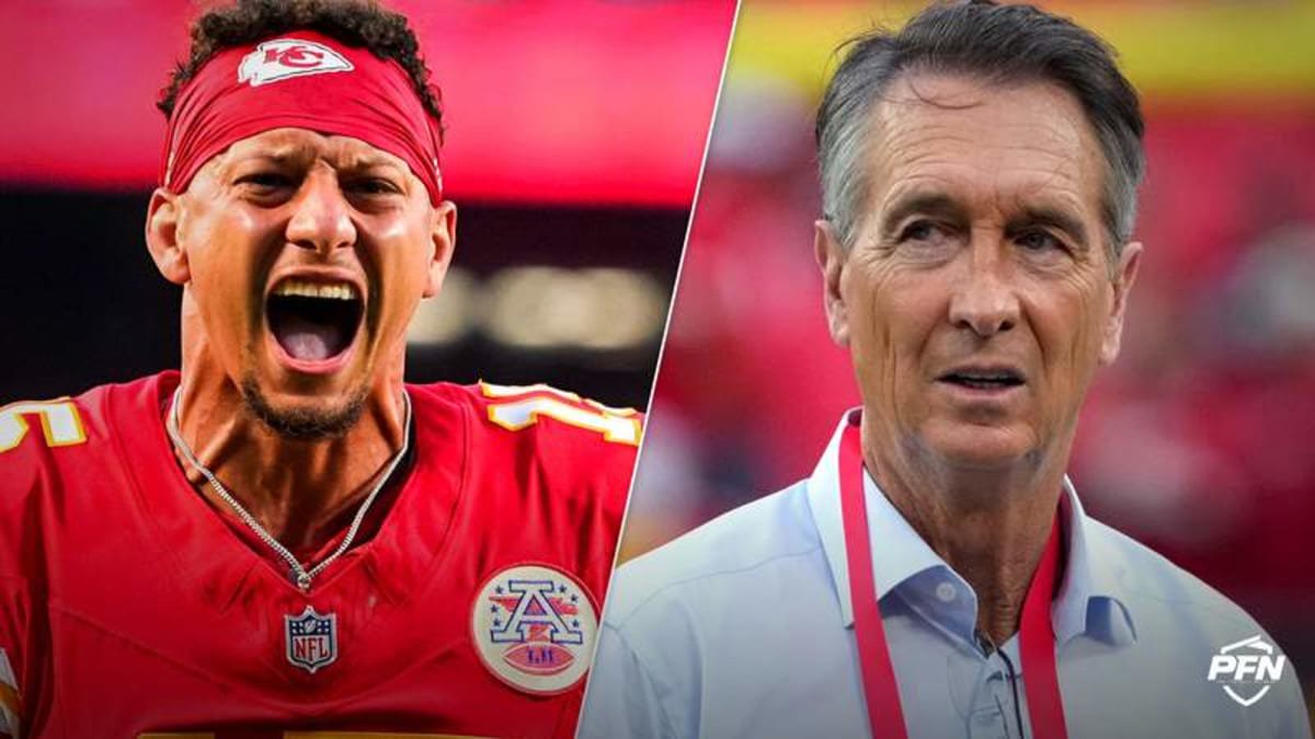 ‘Cris Collinsworth Is So Unbelievably Cringeworthy,’ ‘Crazy’ — NFL Fans Rip NBC Broadcaster for ‘Glazing’ Patrick Mahomes After a Fumble
