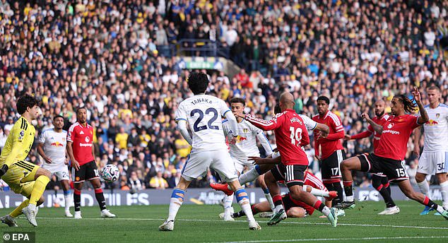 Calvert-Lewin levelled by firing home from close range after the ball broke to him from a corner