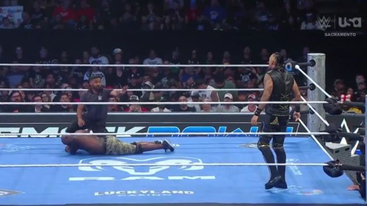 R-Truth vs. Damian Priest ends after Referee Stoppage on WWE SmackDown
