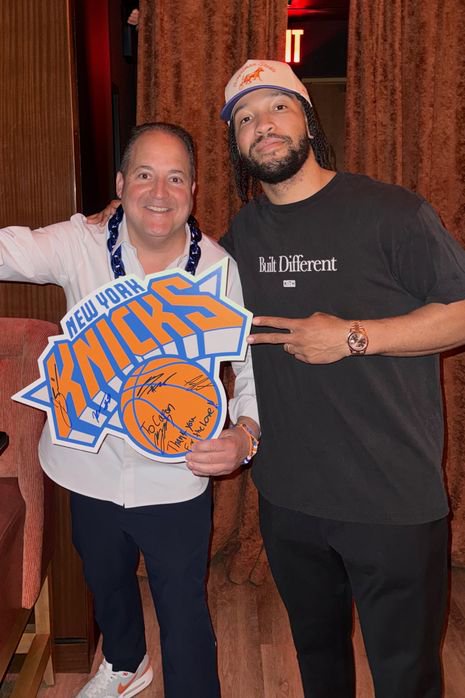 Chef Josh Capon posed alongside Jalen Brunson during the Knicks' celebrations at Flyfish Club