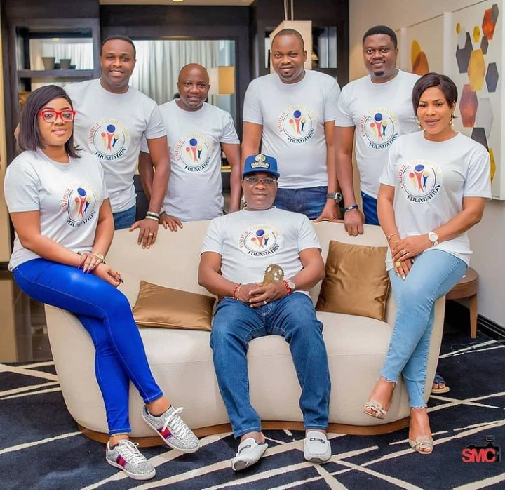 See Funny photos of Femi Adebayo with Toyin Abraham, Mide Martins, Funke Akindele and other actors