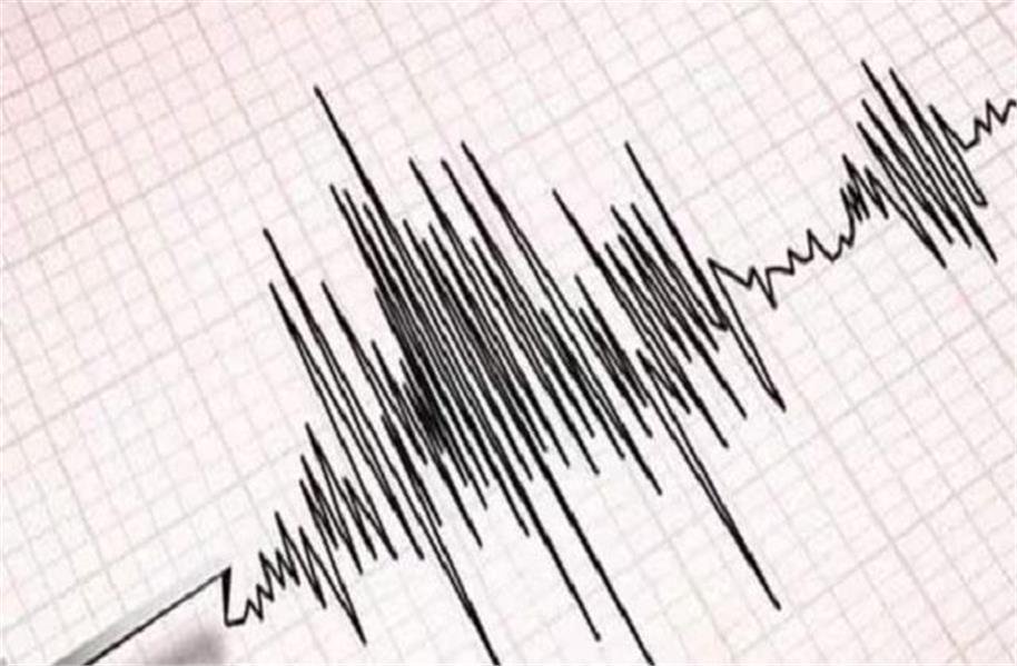the earth was shaken by the strong tremors of the earthquake late last night