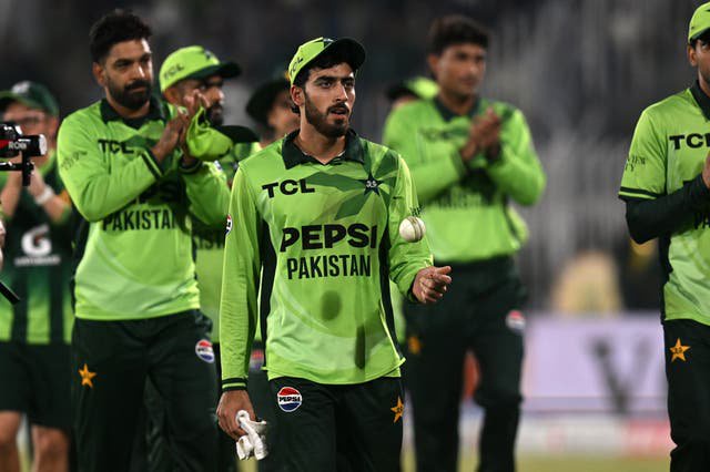 Arafat Minhas took six wickets