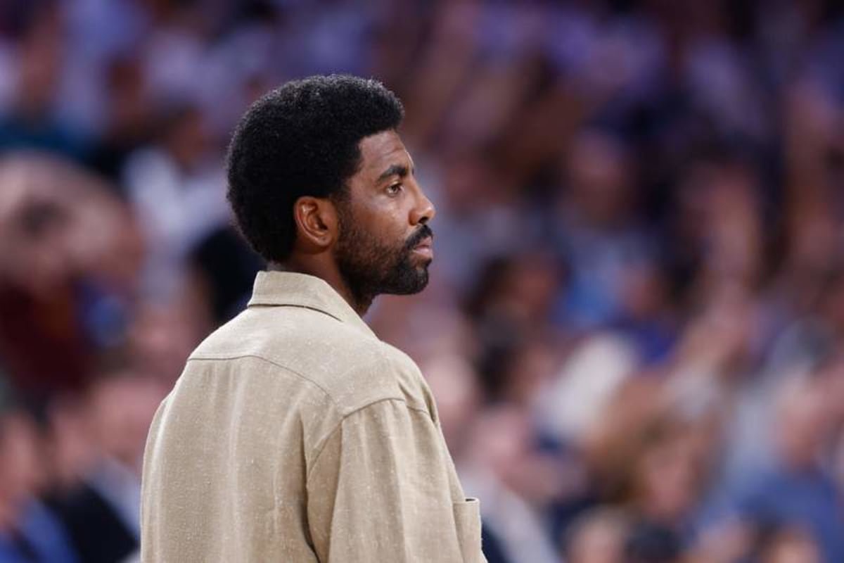 October 11, 2023, MADRID, MADRID, SPAIN: Kyrie Irving of Dallas Mavericks looks on during the basketball friendly match played between Real Madrid and Dallas Mavericks at Wizink Center pavilion on October 10, 2023, in Madrid, Spain. MADRID SPAIN – ZUMAa181 20231011_zaa_a181_010 Copyright: xOscarxJ.xBarrosox ©IMAGO/ZUMA Wire