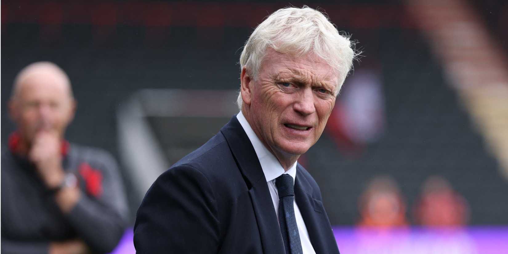 David Moyes looks on during Everton vs Bournemouth