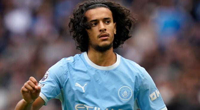 Ayyoub Bouaddi lors de Manchester City vs Coventry – Premier League 2026/27