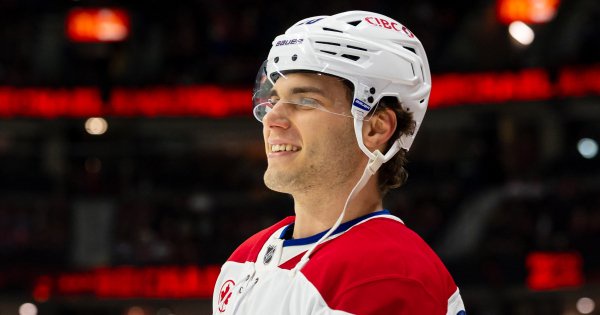 Jacob Fowler's 46-Save Shutout Leads Canadiens to 2-0 Win Over Blues