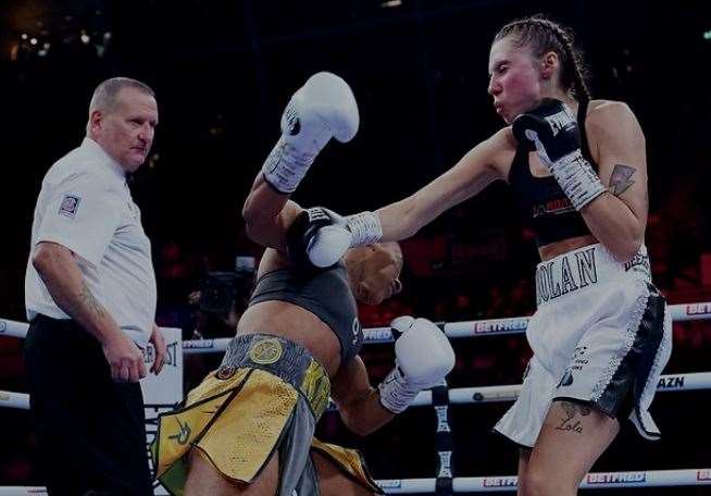 Emma Dolan, right, and Shannon Ryan trade shots during an explosive first round which saw the Newark boxer stopped after 46 seconds. Picture: Matchroom Boxing