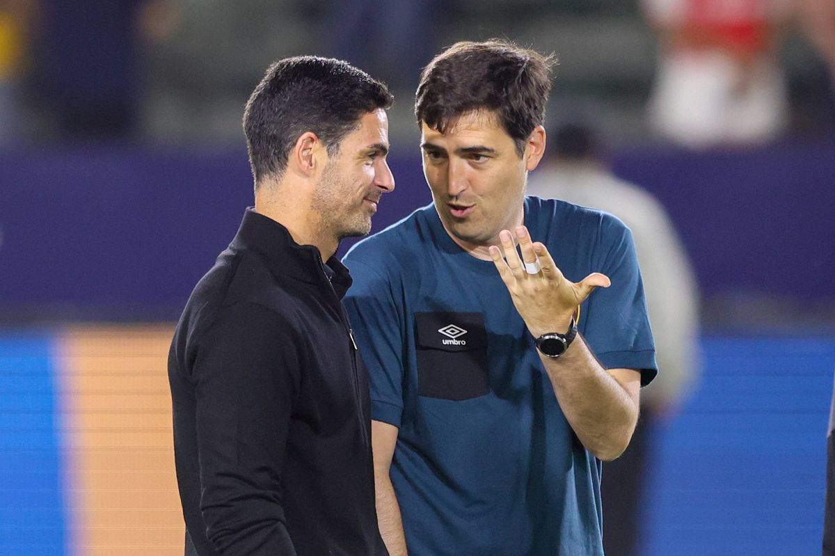 CARSON, CALIFORNIA - JULY 24: Head Coaches Mikel Arteta of Arsenal and Andoni Iraola of Bournemouth after their sides 1-1 draw during  Arsenal v AFC Bournemouth pre-season friendly at Dignity Health Sports Park on July 24, 2024 in Carson, California. (Photo by Robin Jones - AFC Bournemouth/AFC Bournemouth via Getty Images)
